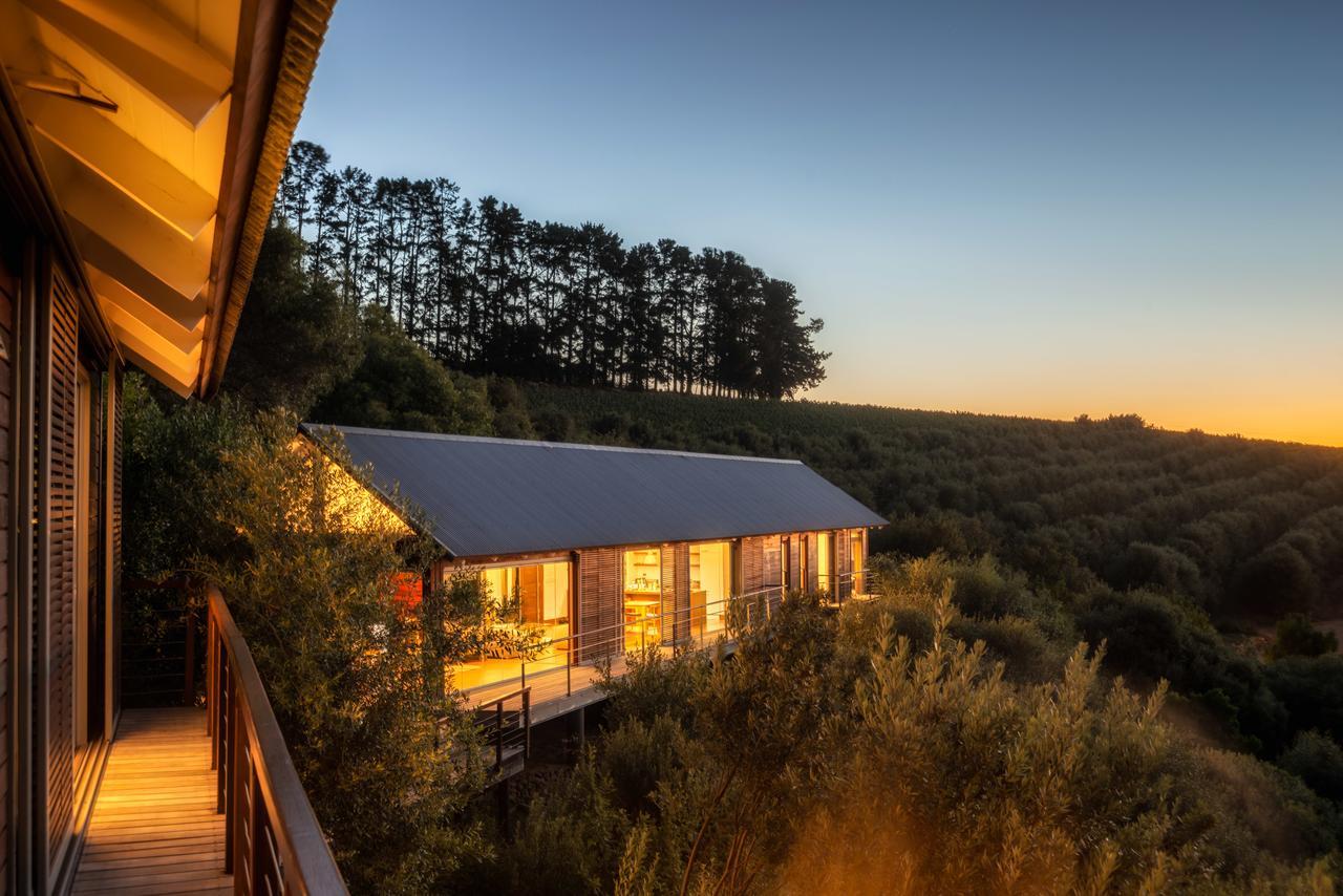 Bush Lodge At Hidden Valley Wines Стелленбос Экстерьер фото