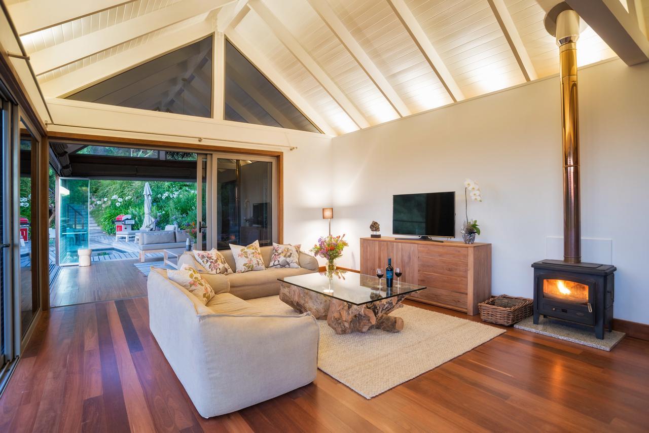 Bush Lodge At Hidden Valley Wines Стелленбос Экстерьер фото